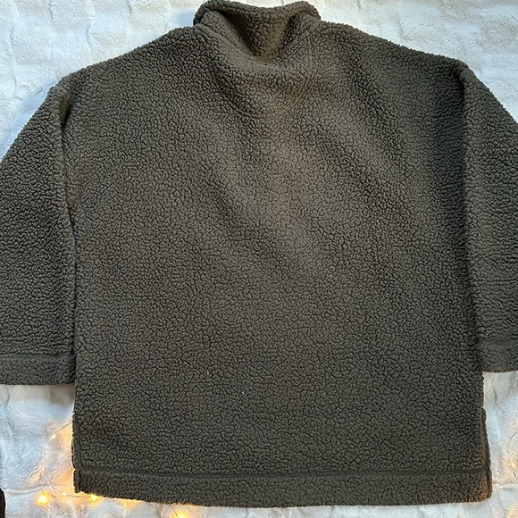 Aerie Cozy Sherpa Pullover - Picture 4 of 4
